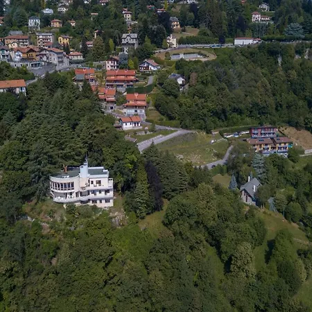 Βίλα Via Sumpiazzo Sleeps 14 Pool Civenna
