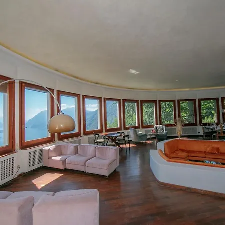 Βίλα Via Sumpiazzo Sleeps 14 Pool
