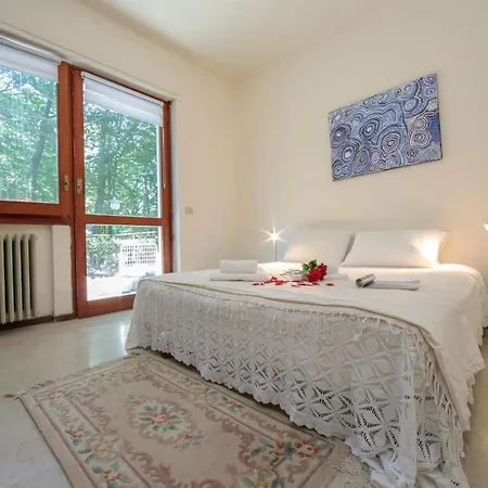 Via Sumpiazzo Sleeps 14 Pool Βίλα *